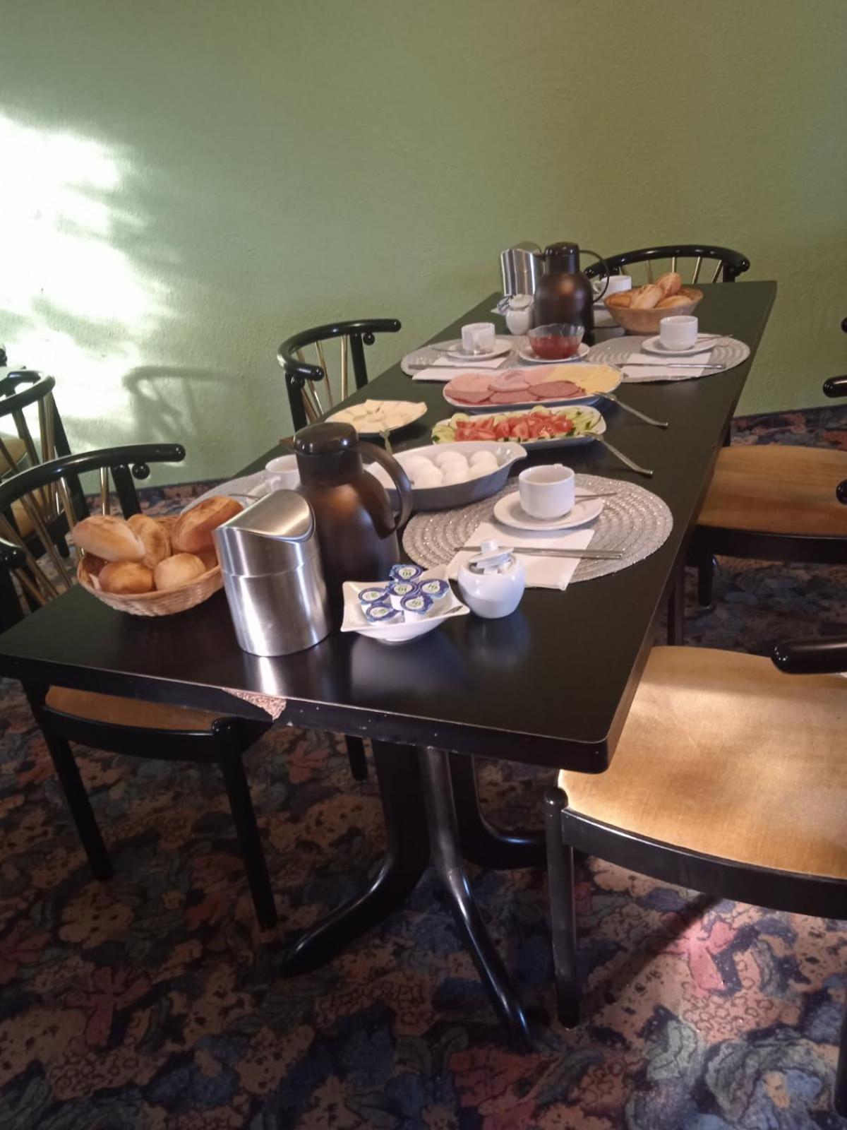 Land-Gut-Hotel Barbarossa ケルブラ エクステリア 写真