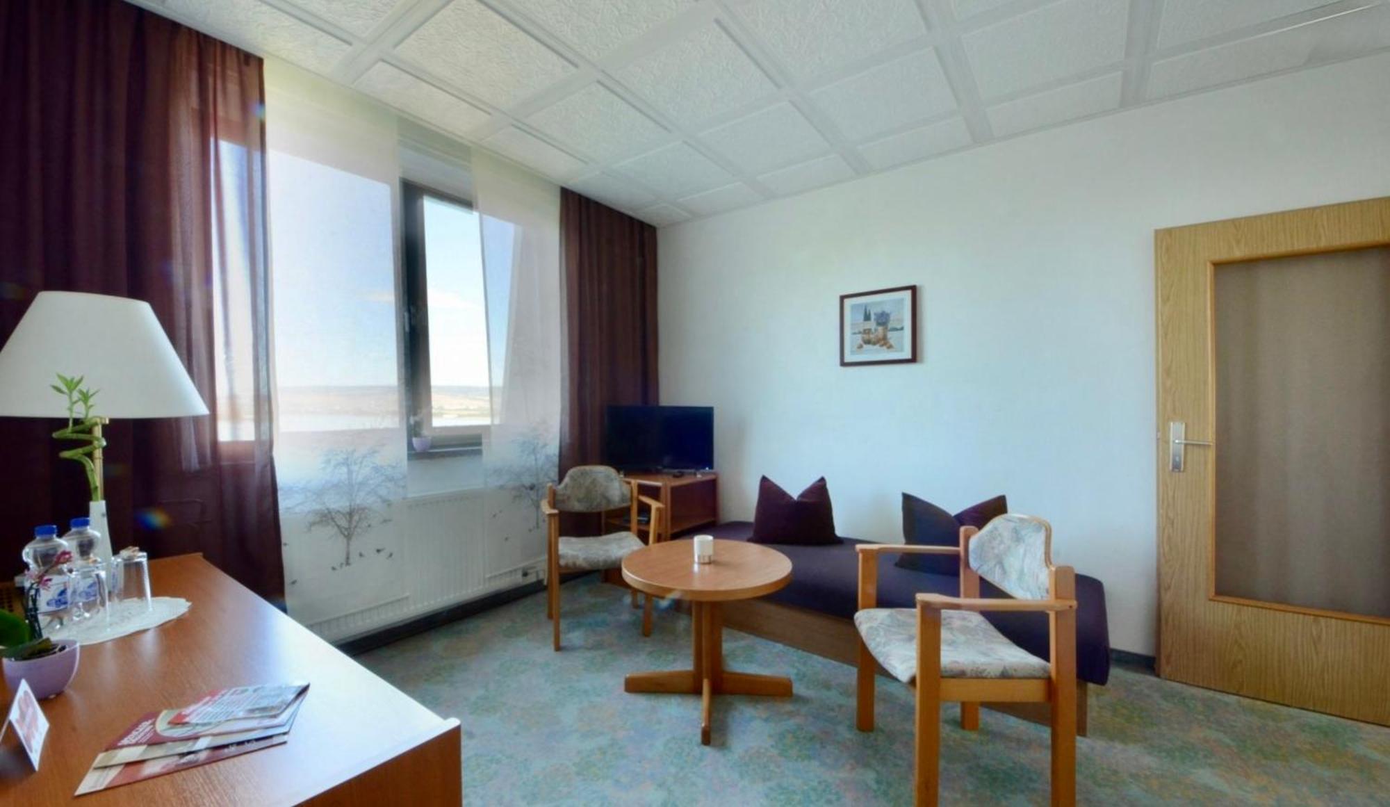 Land-Gut-Hotel Barbarossa ケルブラ エクステリア 写真