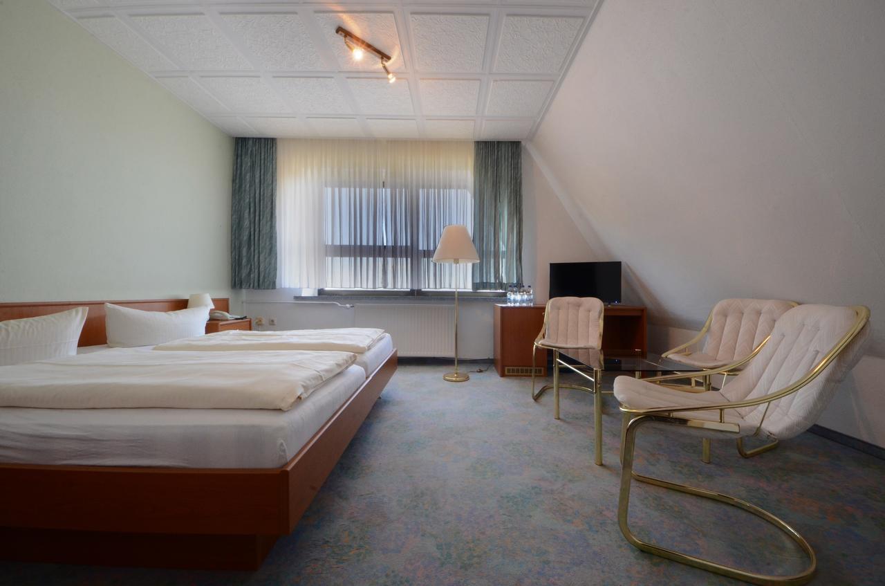 Land-Gut-Hotel Barbarossa ケルブラ エクステリア 写真